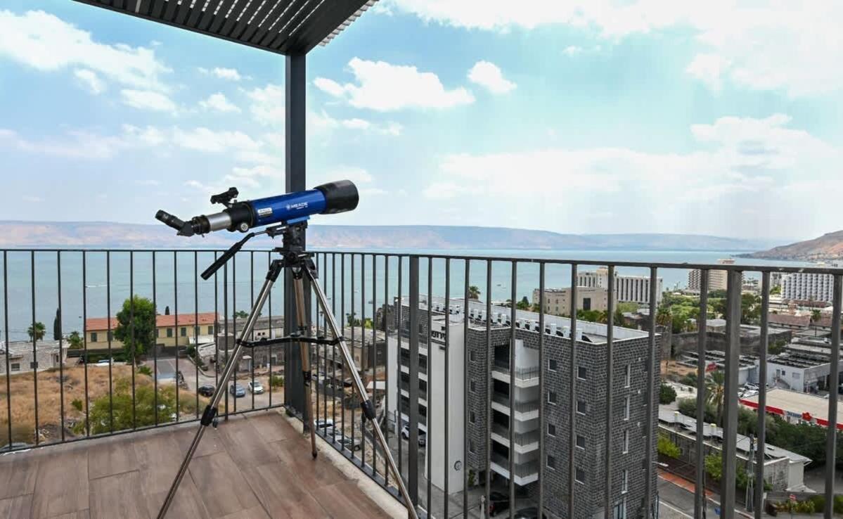 L.T.D- My View. 2 Bedroom Apartment By The Lake. Tiberias Kültér fotó